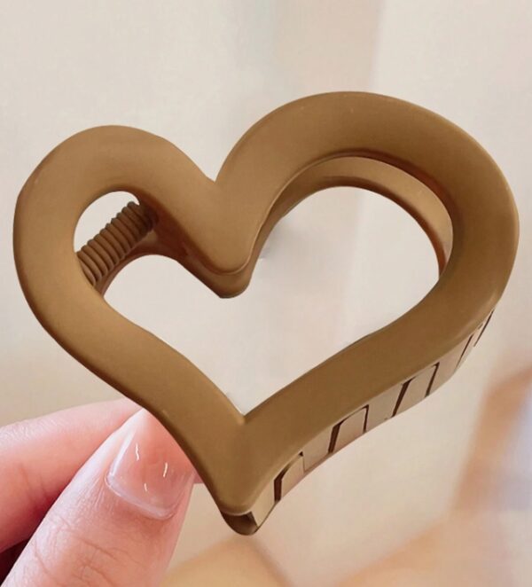 4pcs/1pc Women's Medium Black, White, Brown, Khaki 2.56 In Heart-Shaped Plastic Hair Clips, Fashion, Elegant, Simple, Solid Color, Suitable For Daily, Outdoor, Casual, Party, Commuting, Vacation, Washing Face, Makeup, Matching Clothes, Hair Accessories Valentine's Day Valentines - Image 2